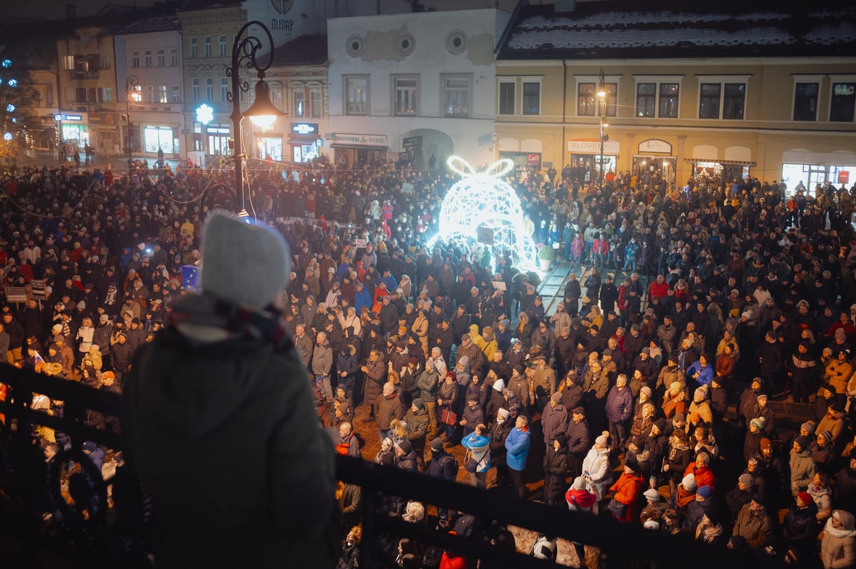 Balog Beáta: Tüntető remény   