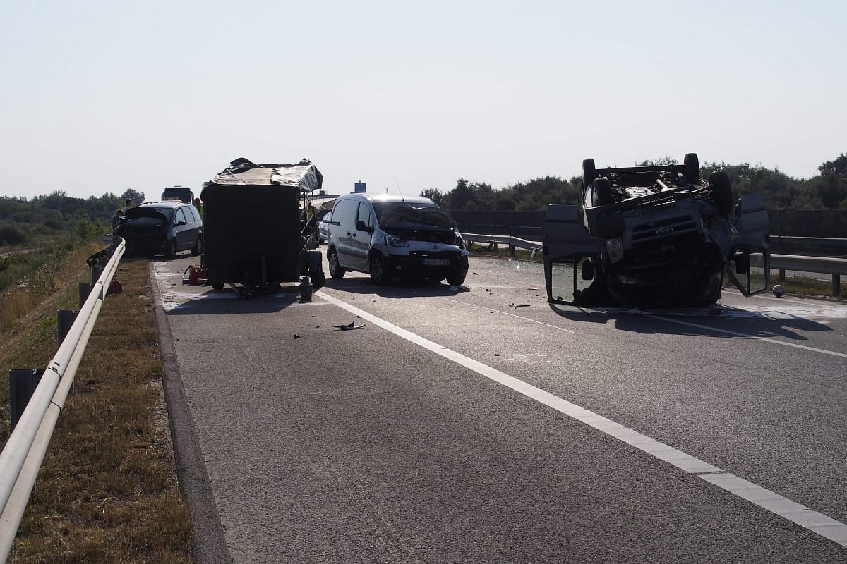 Hét sérült egy M43-ason történt balesetben