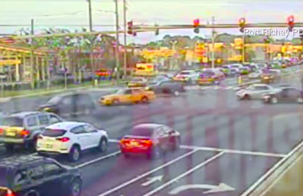 Nem azért okozott balesetet ez a terepjárós, mint amire elsőre gondolna – videó