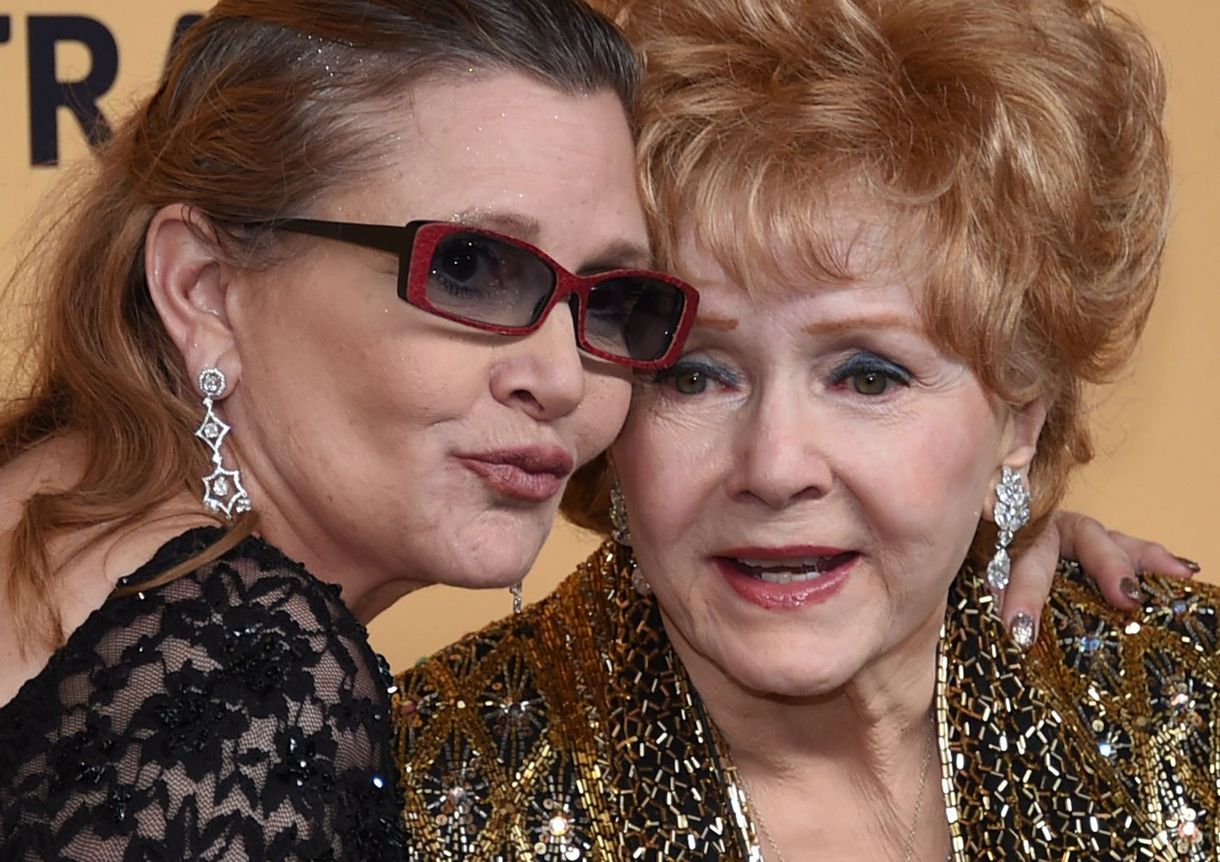 Édesanyjával együtt nyugszik majd Carrie Fisher