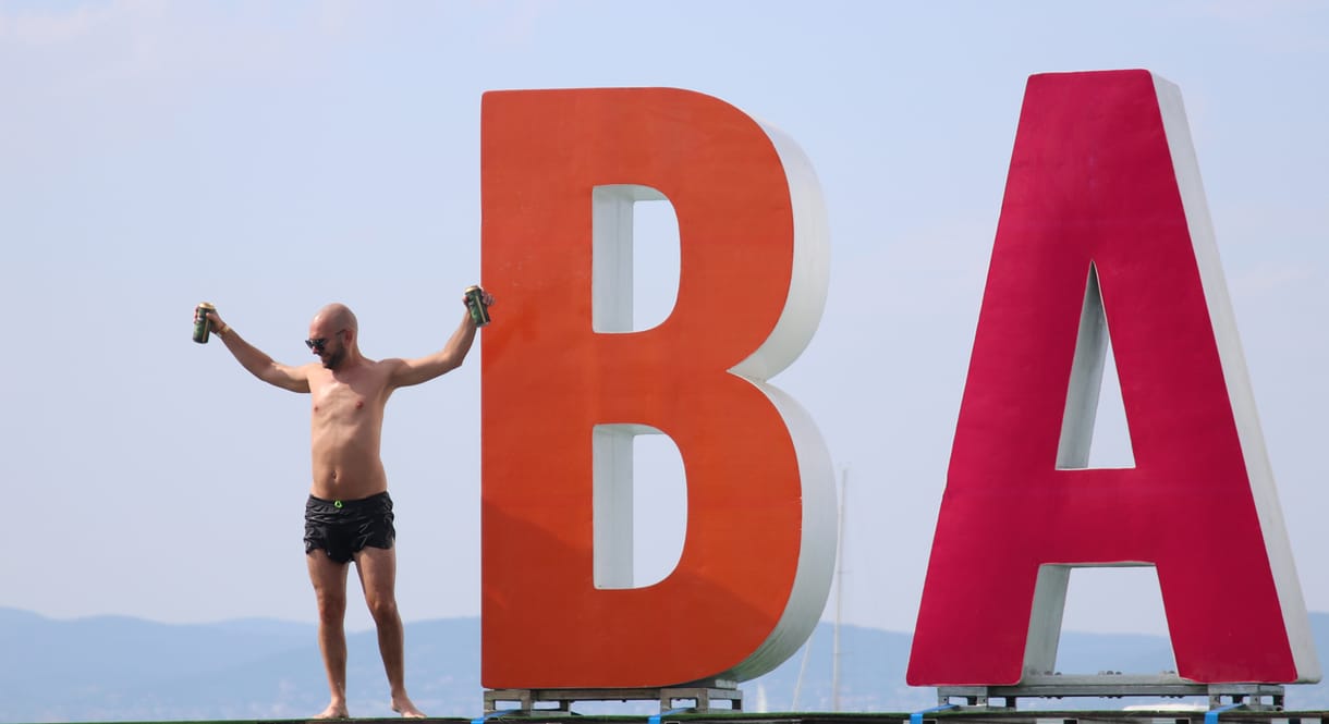 Mi történik a Balatonnál a mobilinternettel?
