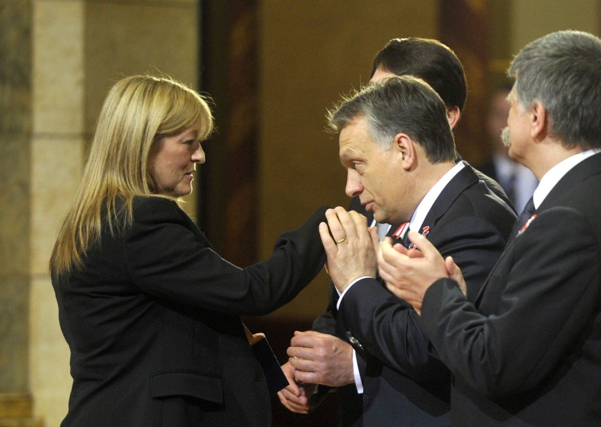 A New York Timesban védi Schmidt Mária a populizmust és Orbán illiberális rendszerét