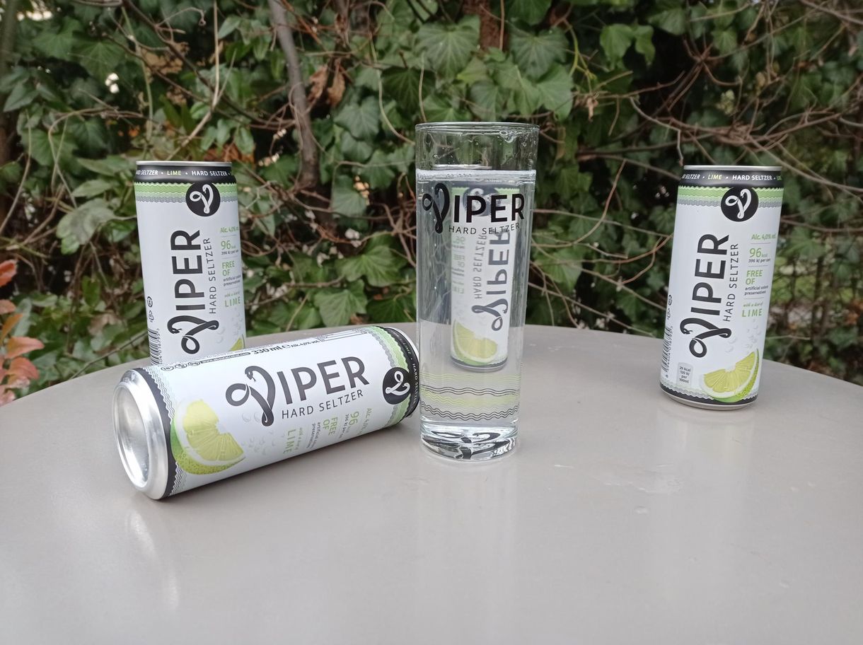 Itt az új siker: már a víztől is be lehet rúgni