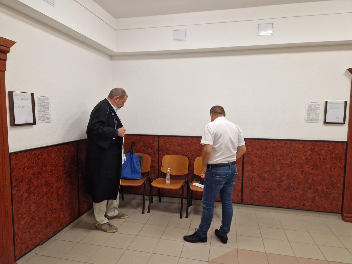 Jogerősen négy év fogházat kapott Agócs János, az ORÖ vesztegetéssel vádolt volt elnöke