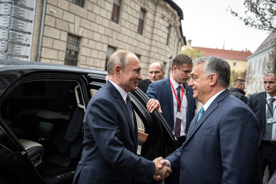 Orbán Putyinnak panaszkodott, hogy elveszítették Budapesten a választást