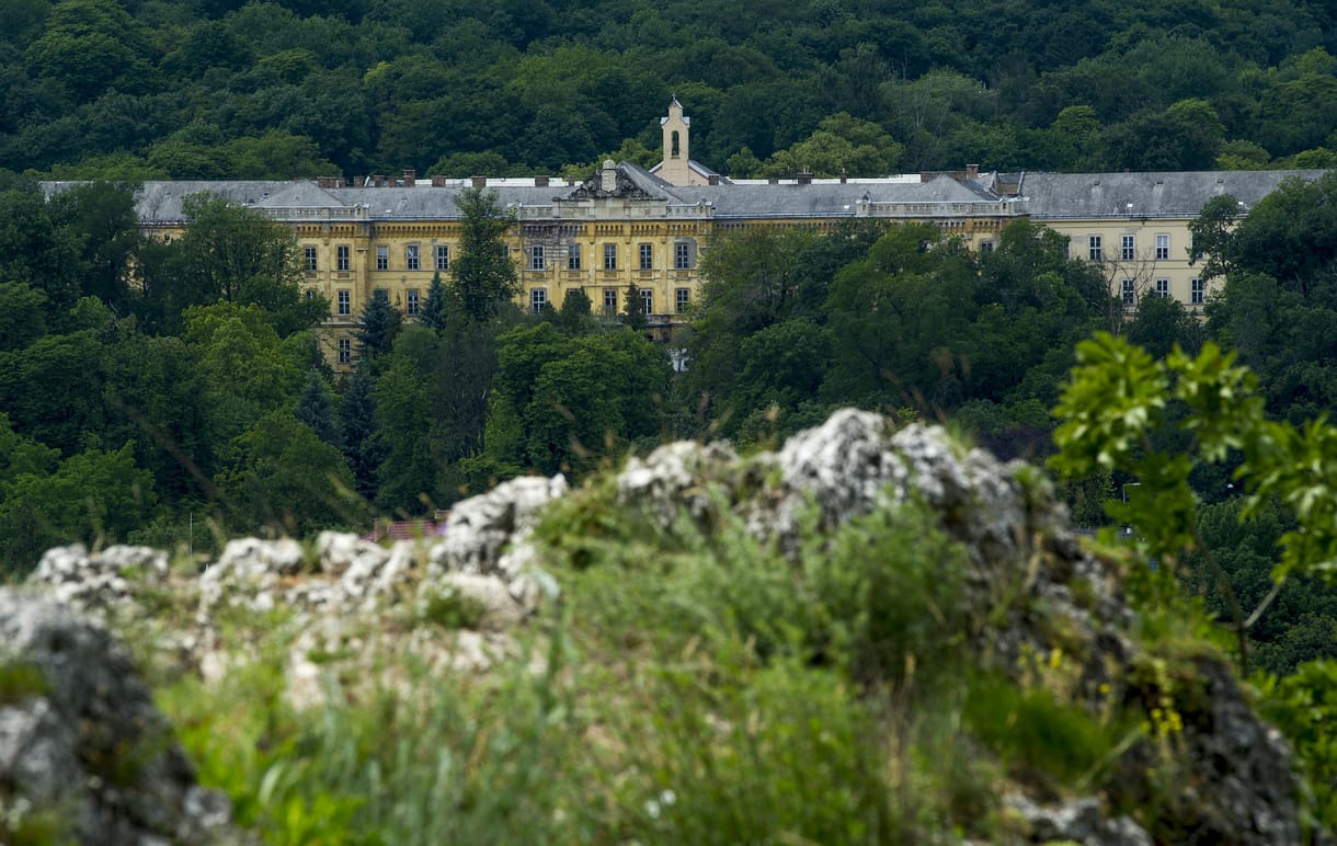 Polt Péter feljelentésként értékeli Vadai Ágnes kérdését a lipótmezői elitiskola és a Fudan Egyetem alapítványairól