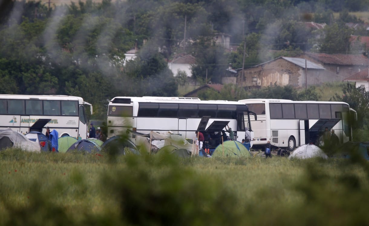 Kiürítik az idomeni menekülttábort