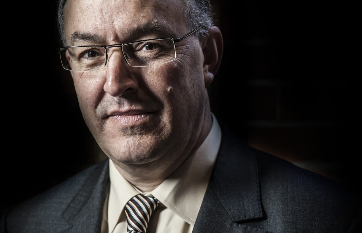 Érik a botrány: Nem engedték leszállni a török külügyminiszter repülőgépét Hollandiában
