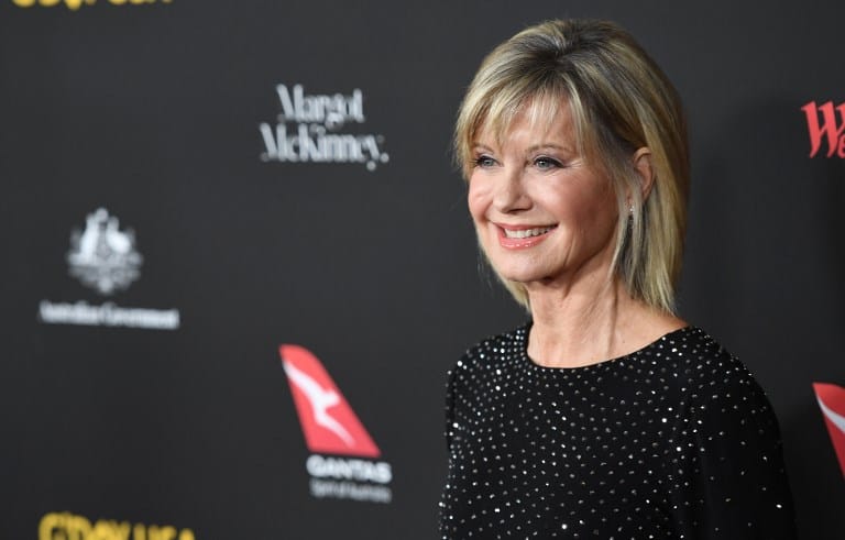 Elfelejtettek megemlékezni Olivia Newton John haláláról az idei Emmy-díjátadón