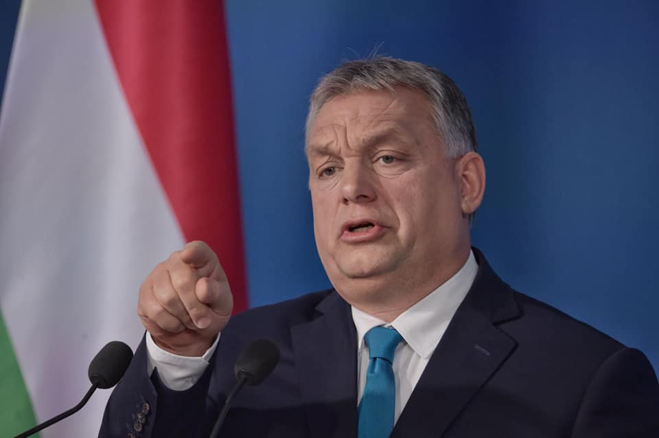 Ha Orbán kilép a néppártból, rögtön elbukta az általa kitűzött választási célt