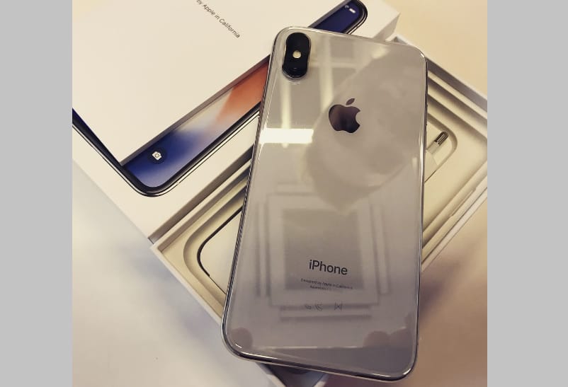 Nem szokott tévedni az ismert szakértő: ez vár az iPhone X-ekre