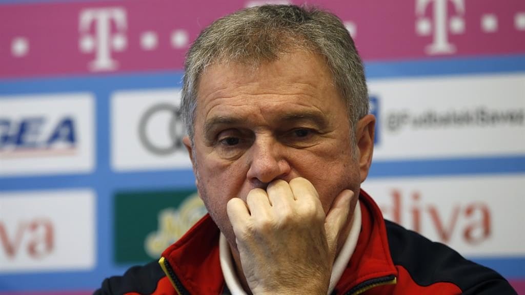 Koszovó miatt rúgták ki a montenegrói válogatott szerb edzőjét