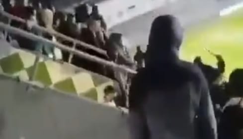 Viperával verték a szurkolókat a Győr hétfő esti focimeccsén