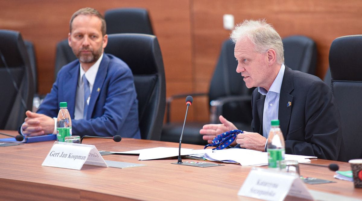 Simán elmulasztotta bevallani az Európai Bizottság egyik legrutinosabb embere azt, hogy van egy szállodája Balin