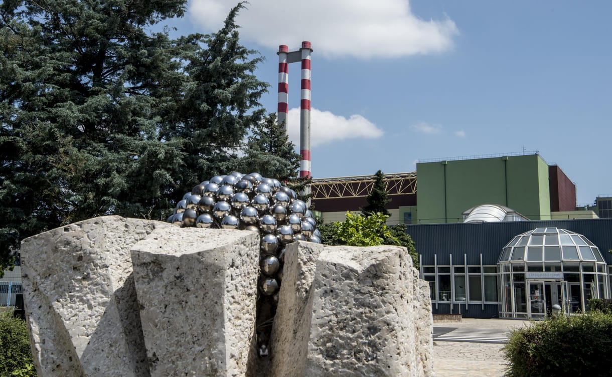 Nem tagadja a szaktárca, hogy amerikaira cserélnénk a Pakson használt orosz nukleáris fűtőanyagot