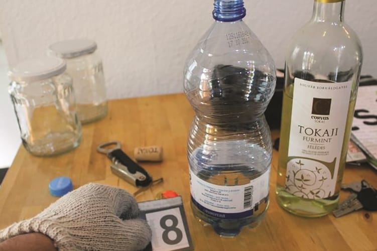 Megismerkedett egy párral a neten, másnap kifosztva ébredt