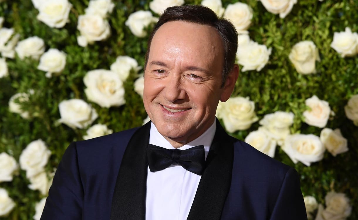 Kevin Spacey testvére rémisztő családi titkokat árult el a gyerekkorukról