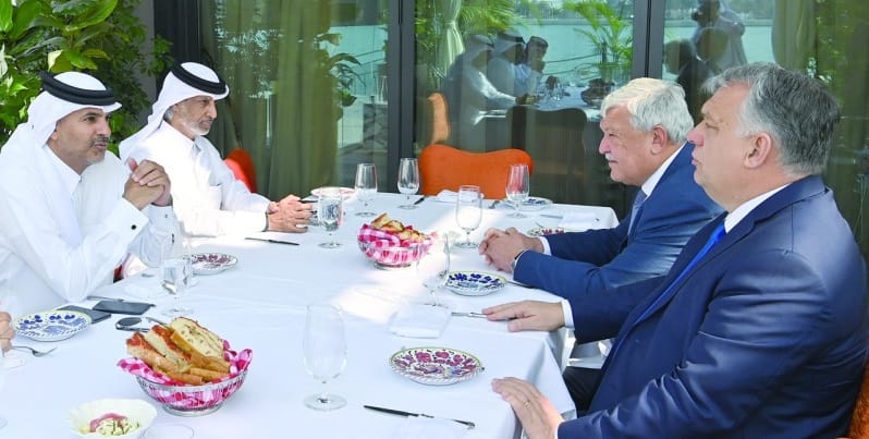 Orbán Viktorral és Csányi Sándorral ebédelt a katari miniszterelnök