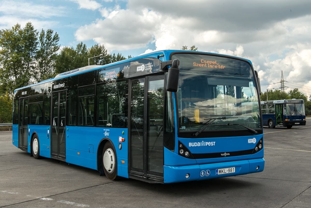 Meglepődhet, aki Pestszentlőrincen száll buszra – fotók