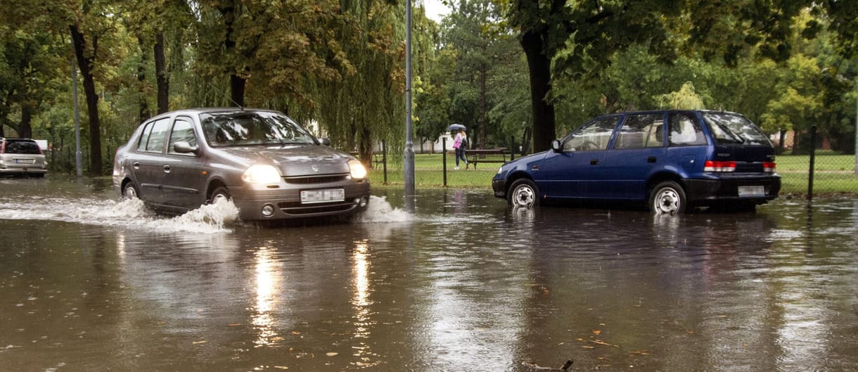 Vihar: 400 helyre riasztották a tűzoltókat