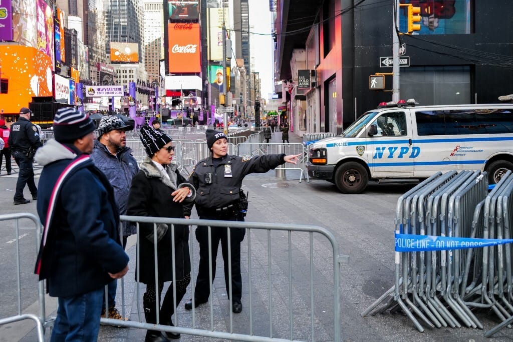Komoly biztonsági intézkedések mellett készülnek az újévre New Yorkban