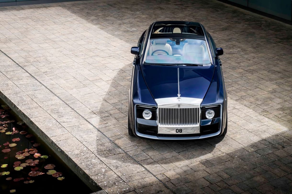 Ez a 3,5 milliárd forintos Rolls-Royce lehet a valaha készült legdrágább autó