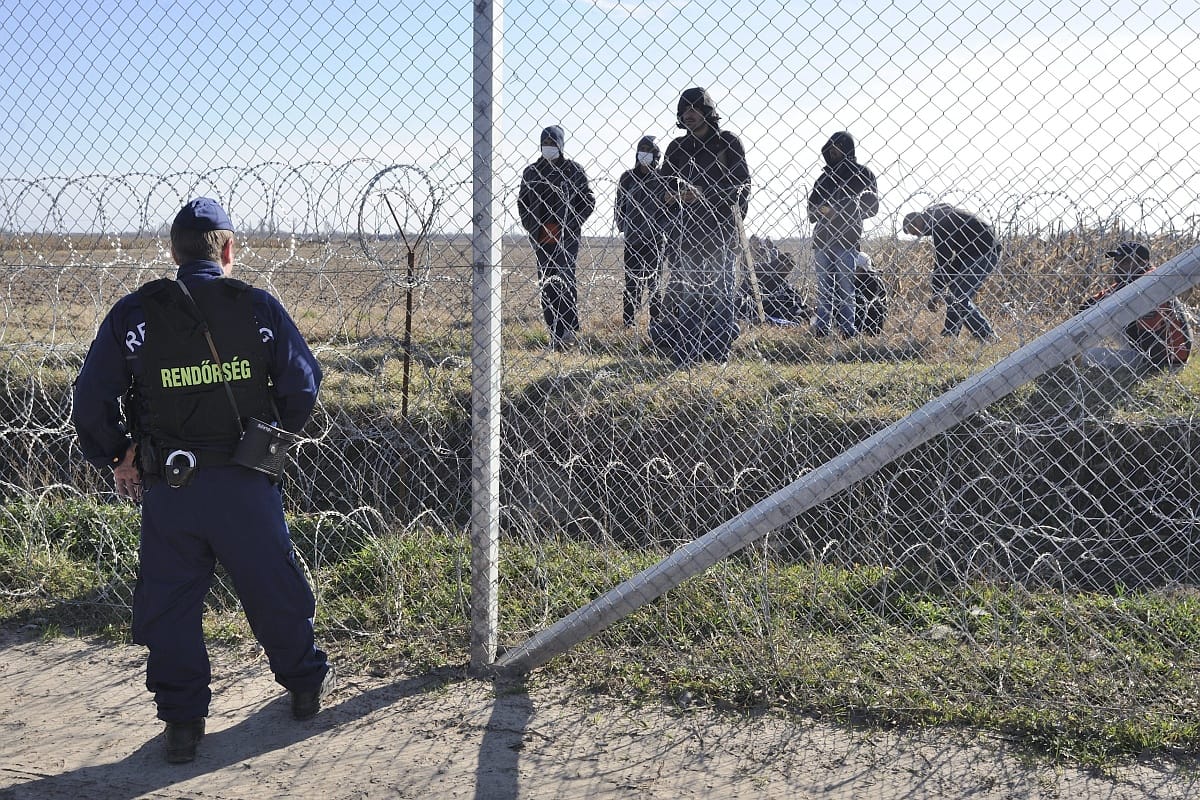 Pintér: Külön egységet küldünk a szerb határra, ha kell
