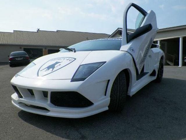Autóhamisítót perel a Lamborghini