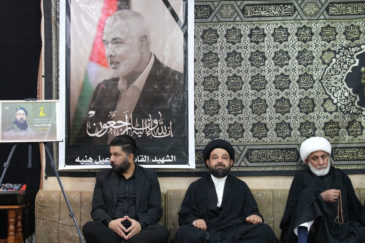 Irán folytatja a hadgyakorlatot az iraki határnál - az Izrael elleni bosszúra készülnek