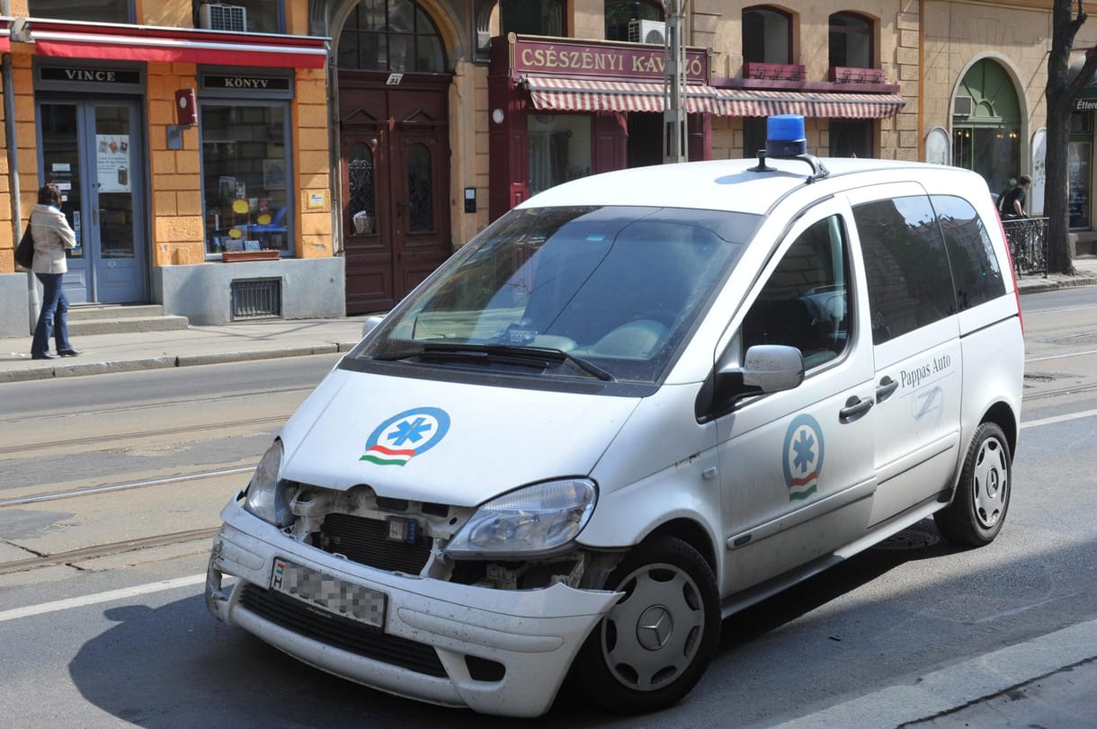 Balesete volt az Országos Mentőszolgálat szóvivőjének