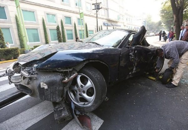 Ittas csajok zúztak le egy Porsche Boxstert – fotó