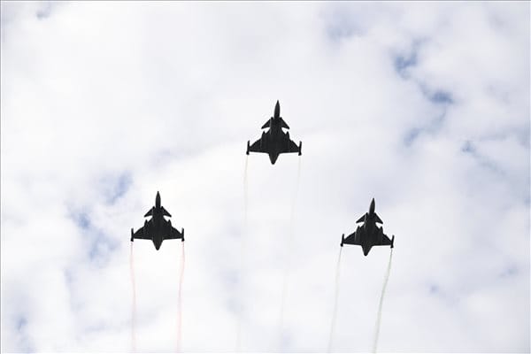 Gyakorlatoznak a Gripenek a héten, több város felett is megjelenhetnek a vadászgépek
