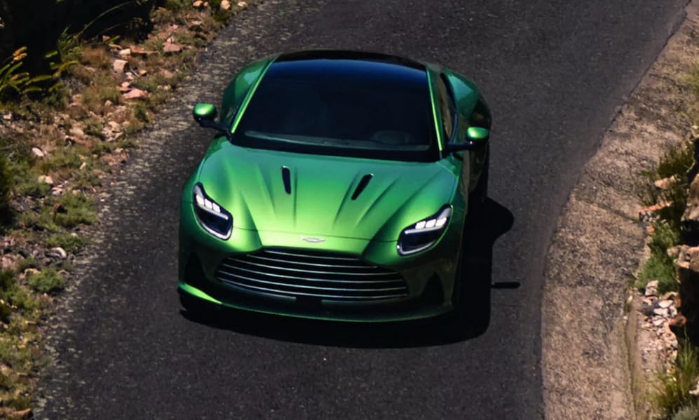 555 millió forintért talált gazdára az első új Aston Martin DB12