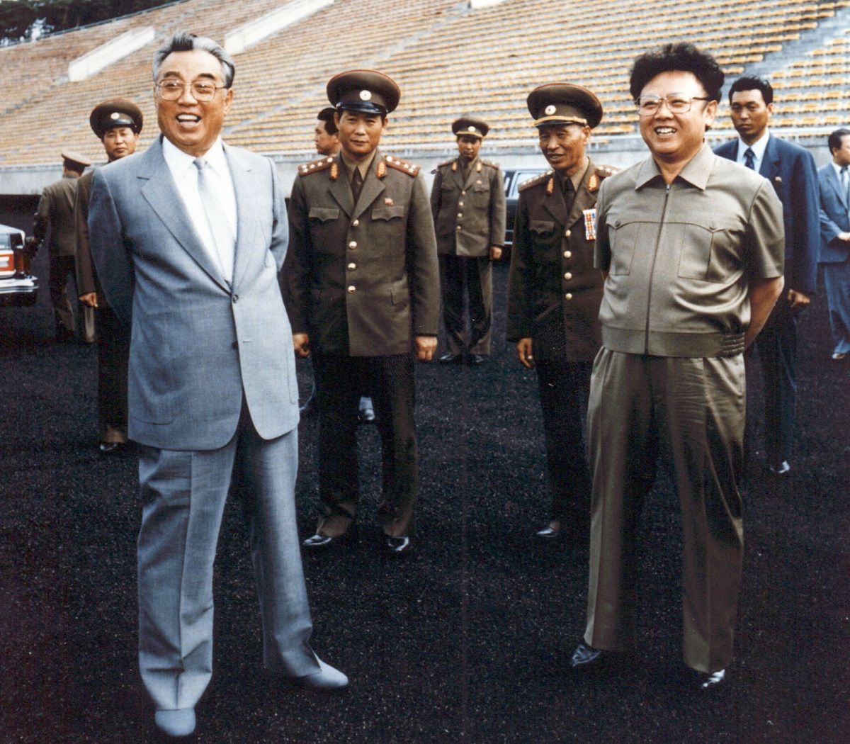 Huszonévesek vérét pumpáltatta magába Észak-Korea örökös diktátora