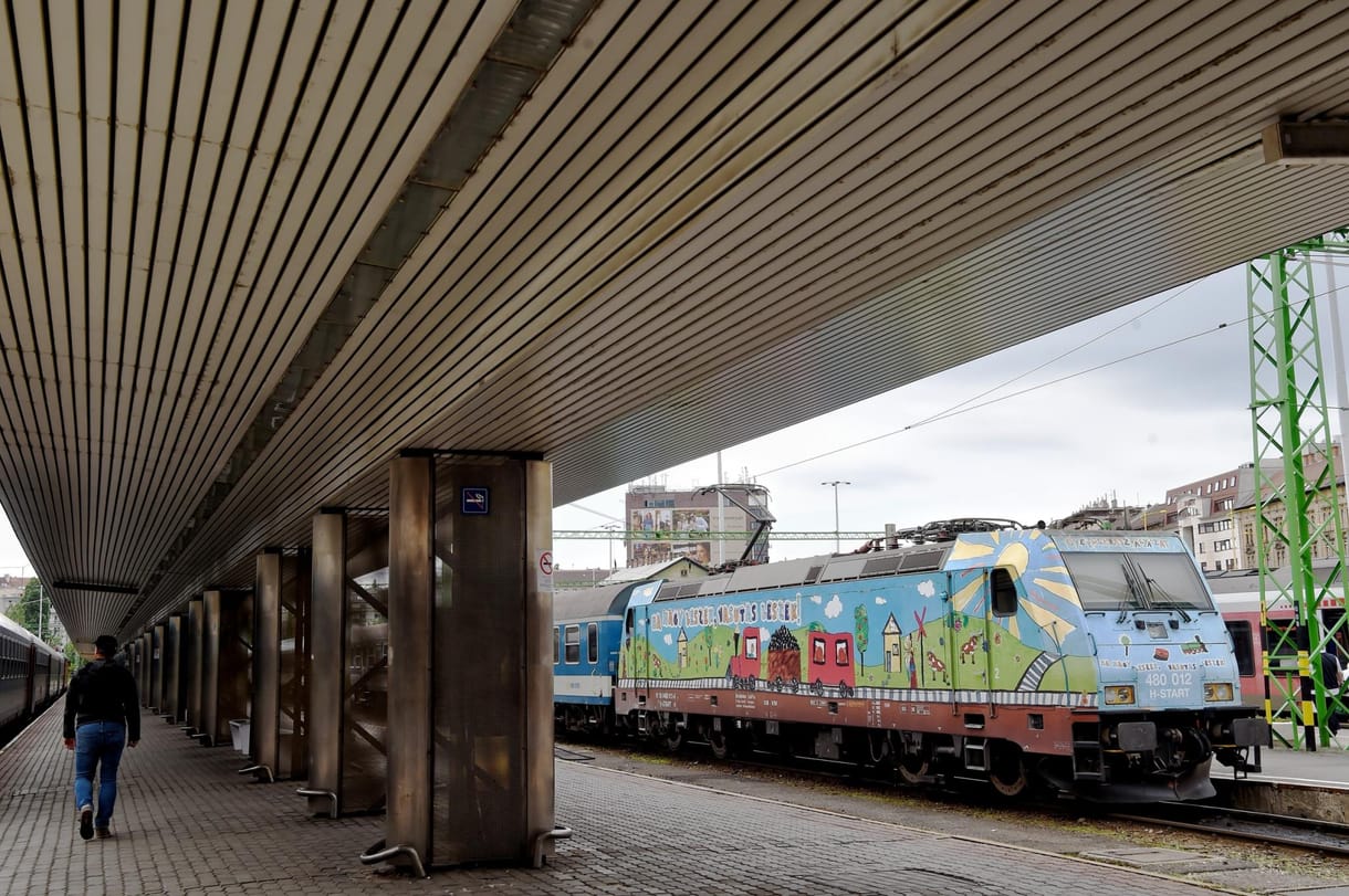 Kevesebb vonat indul a Déli pályaudvarról április közepéig