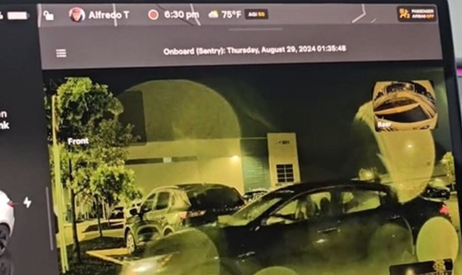 Le akart foglalni egy Teslát az amerikai rendőrség, mert „szemtanúja” volt egy bűncselekménynek