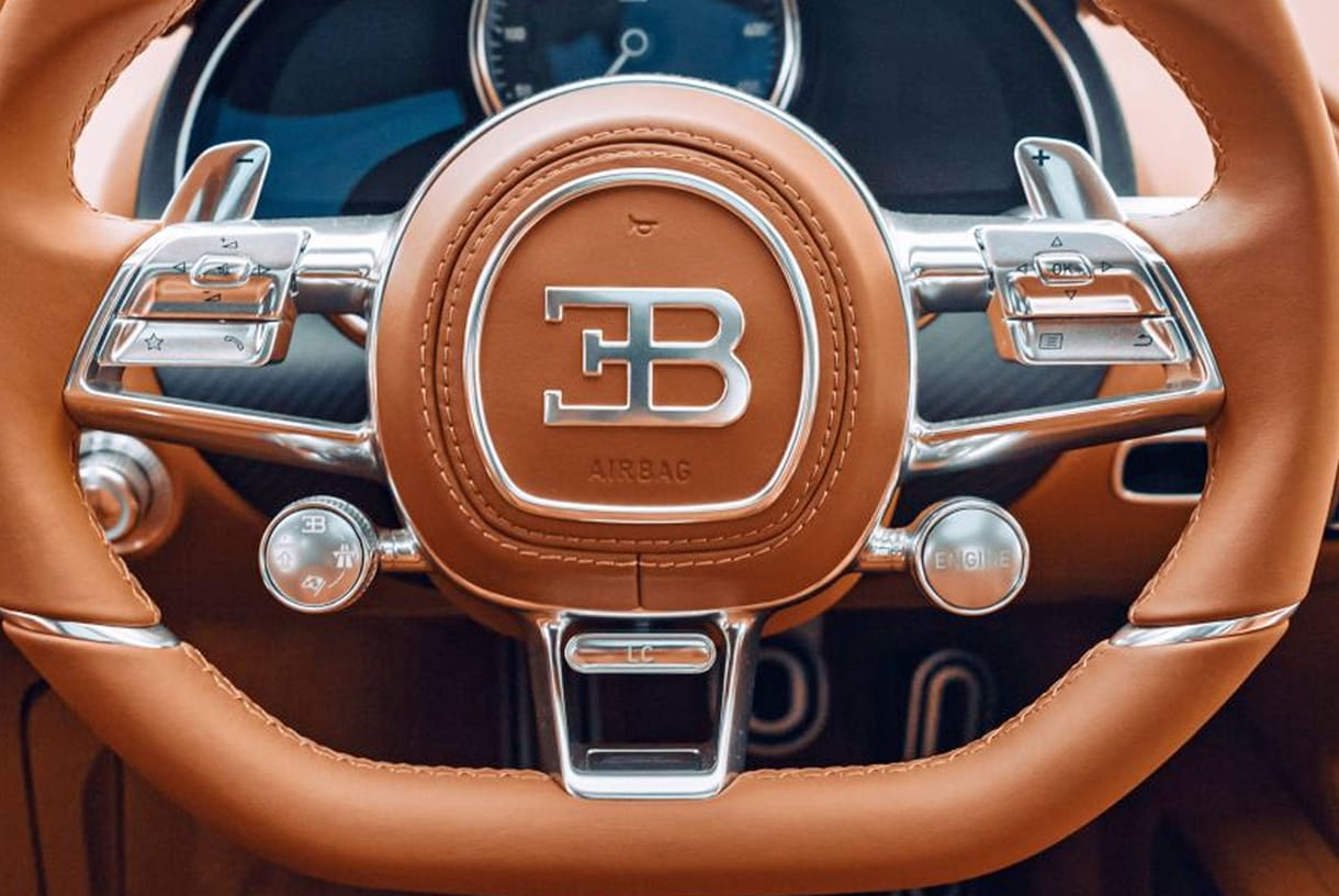 Egymilliárd forint a nevében is különleges Bugatti Chiron Les Legendes Du Ciel
