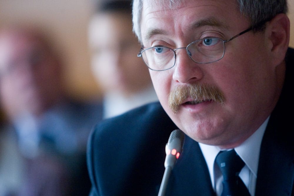 Fazekas Sándor: ellenőrizni fogják az összes Tescót