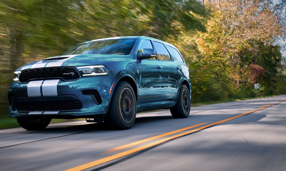 Visszatért a 710 lóerős benzinpusztító amerikai SUV