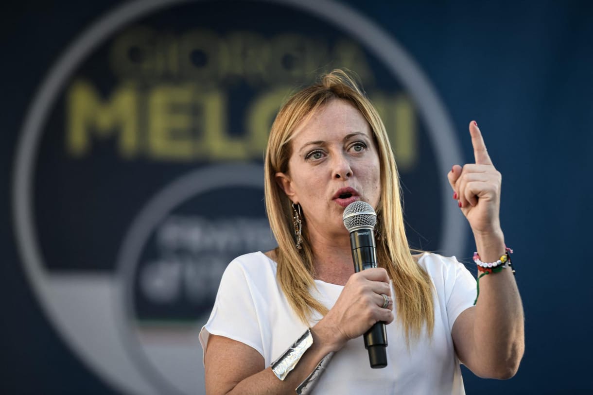 Az olasz miniszterelnök egy barátját is megölte a római lövöldöző