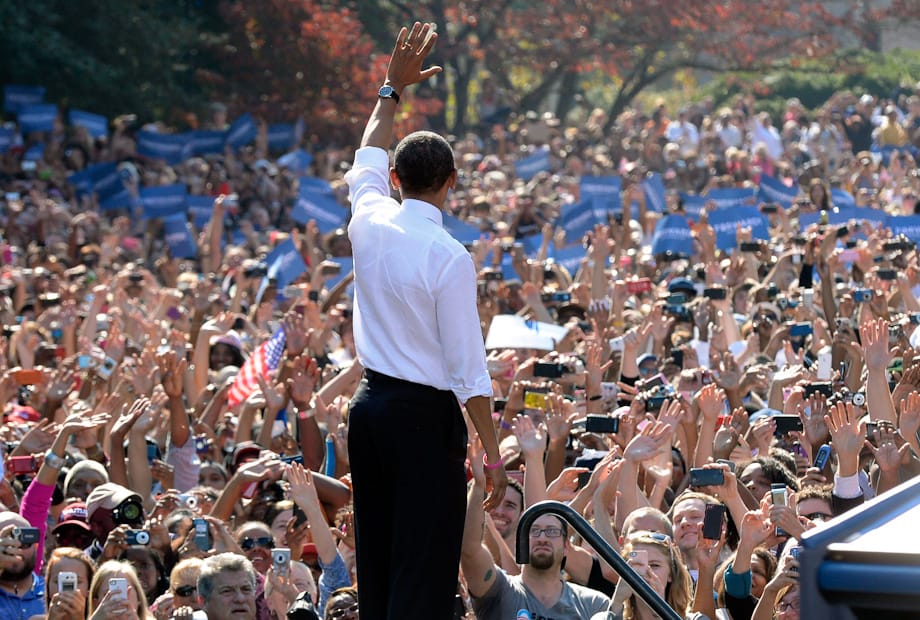 A civilek Obamának, a piac Romneynak drukkol
