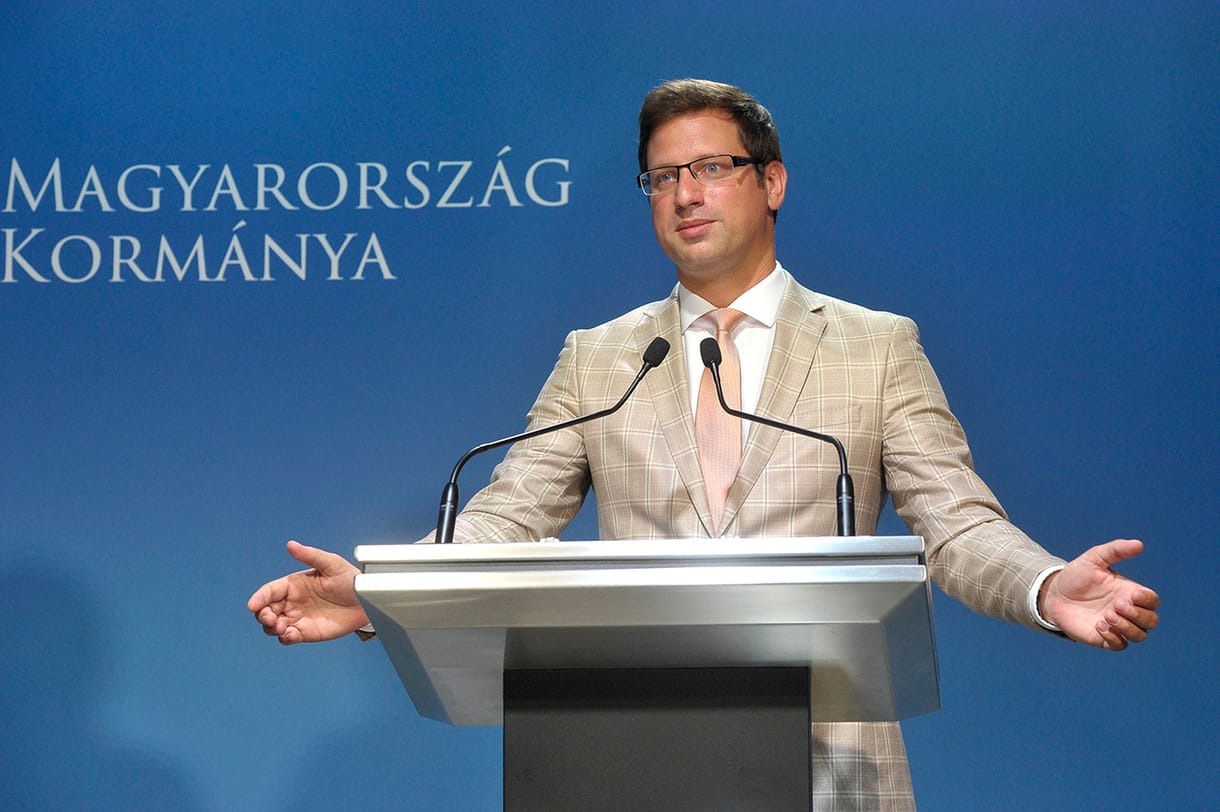 Kormányinfó: Novemberben jönnek a kirúgások a közszférában