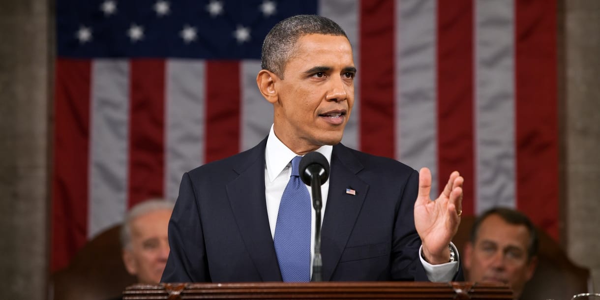 Obama visszatér a politikába