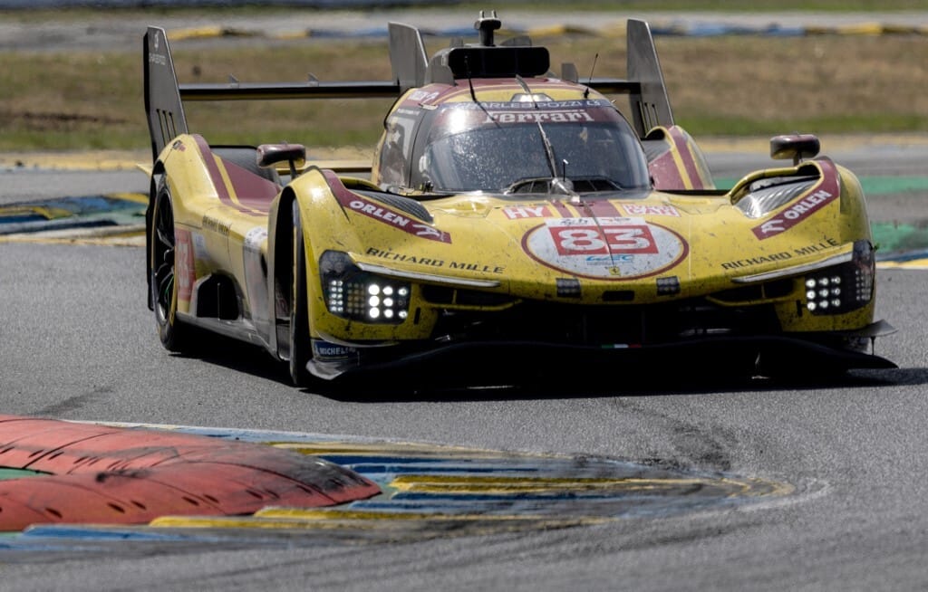 Vörös helyett egy sárga Ferrari győzött Le Mans-ban: Kubica nem gyári csapattal aratott diadalt