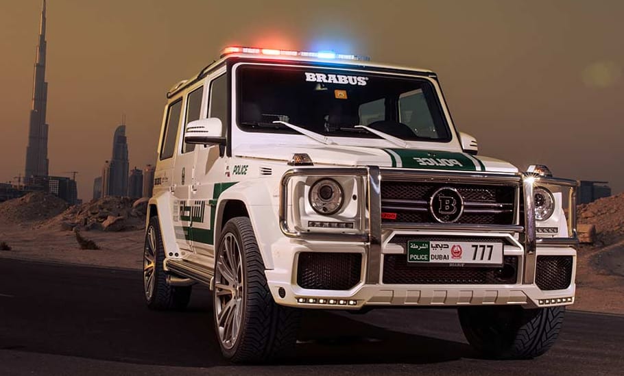 Újabb brutális autócsodát vett a dubaji rendőrség
