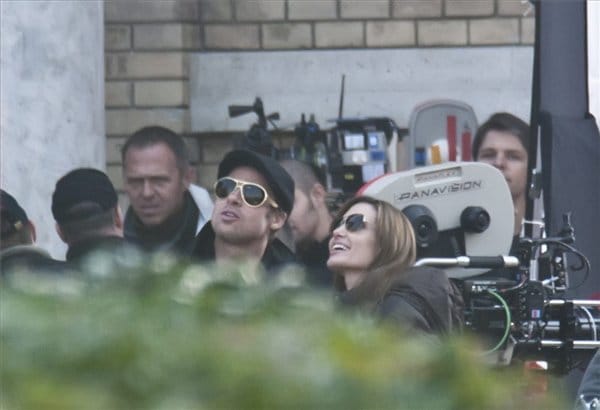 A nap képe: Angelina Jolie Brad Pittel a Rózsák terén