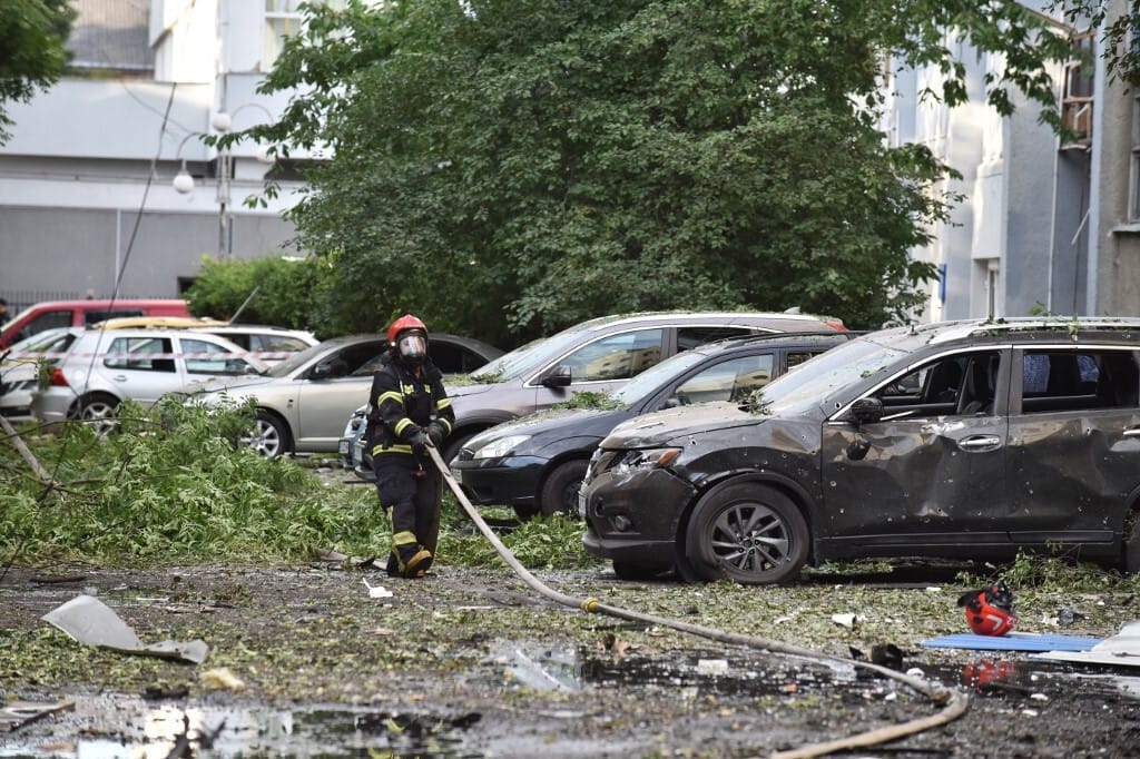 597 drónnal és 26 rakétával lőtt ukrán városokat Oroszország