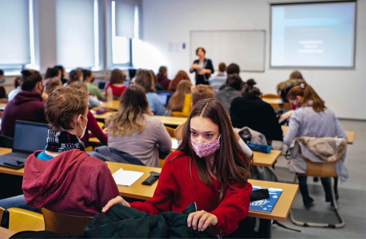 Így lett egy szerető anya a konteók áldozata – Egy iskolai incidens mindent megváltoztatott