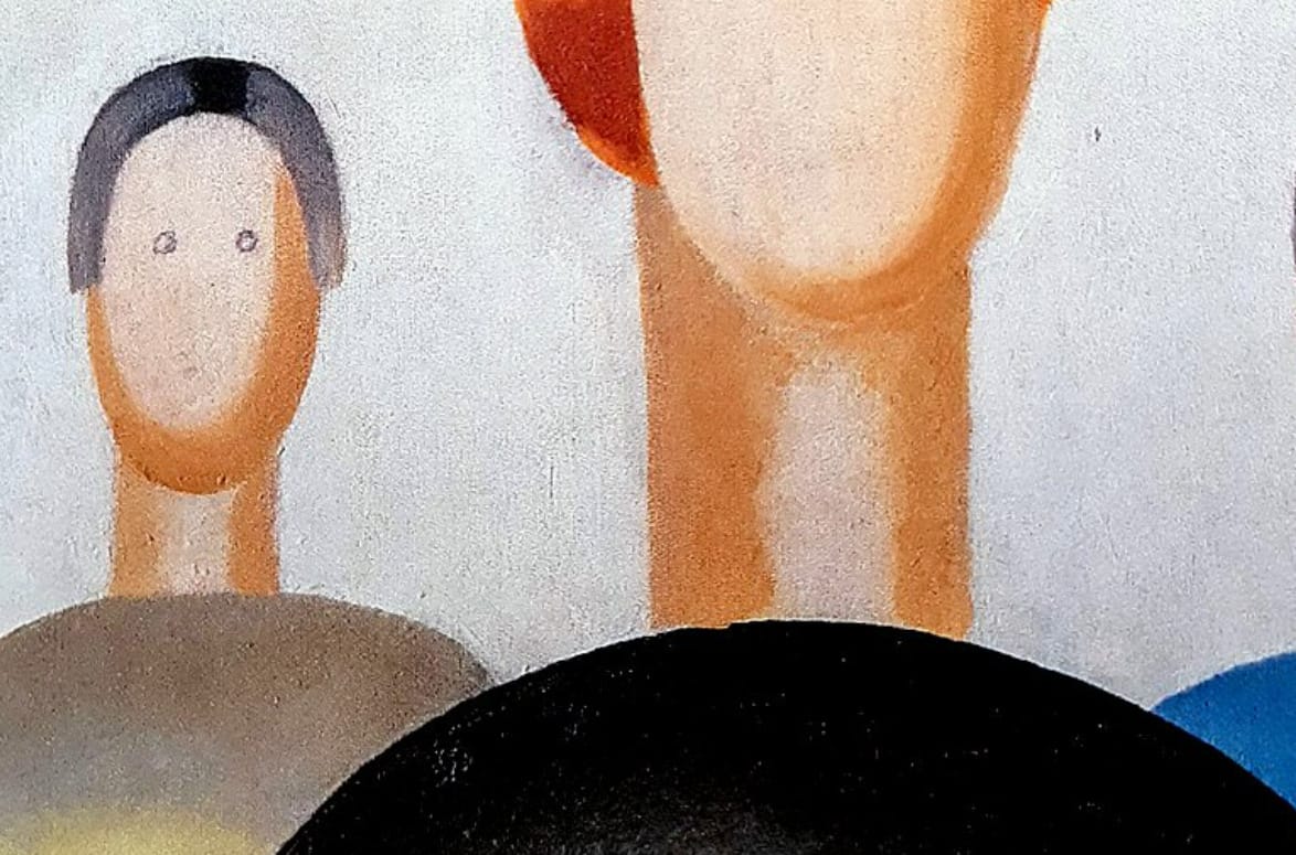 Egy unatkozó biztonsági őr golyóstollal rajzolt szemeket egy avantgárd festmény alakjainak