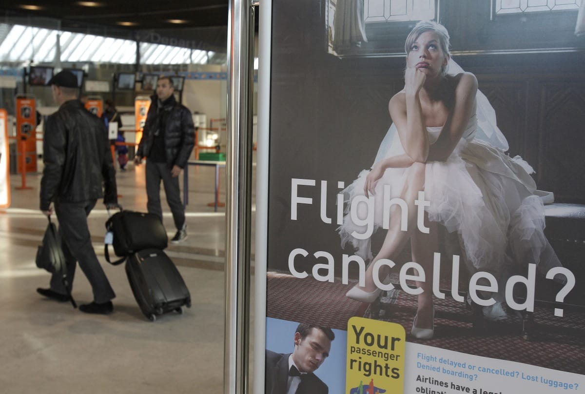 Francia légisztrájk: több száz járatot töröltek ma is